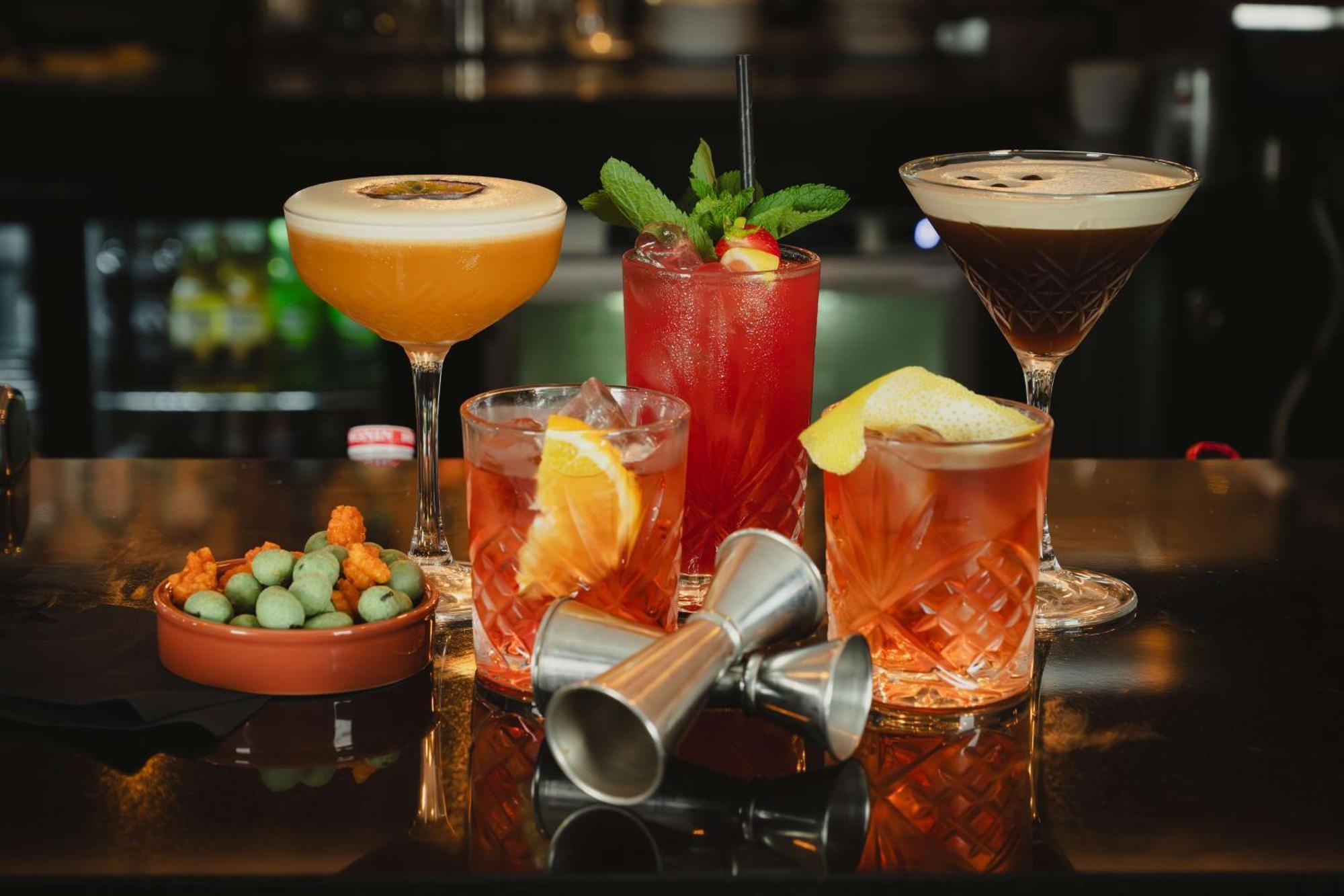 Doubletree By Hilton Bristol South - Cadbury House Отель Яттон