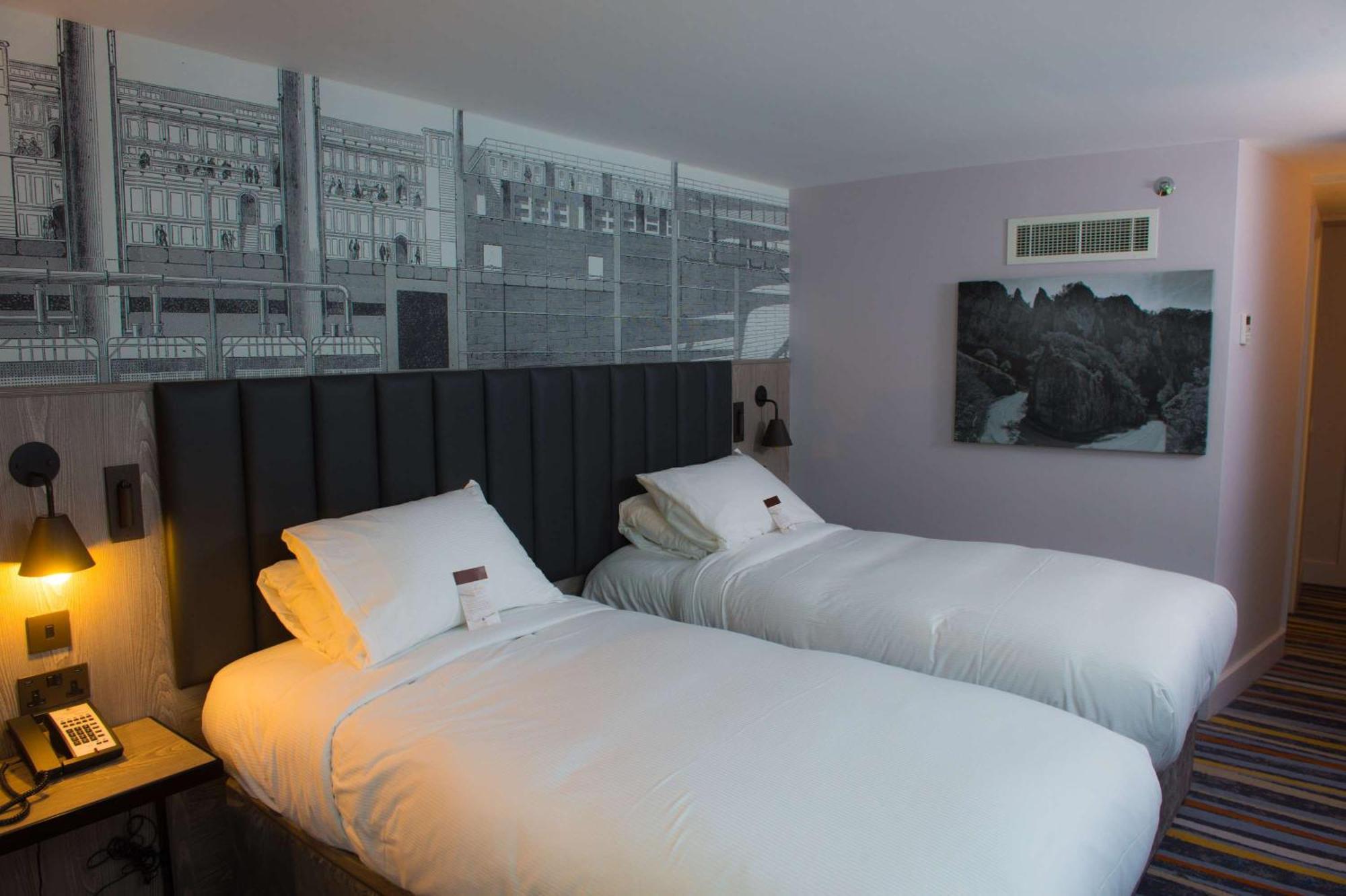 Doubletree By Hilton Bristol South - Cadbury House 4*